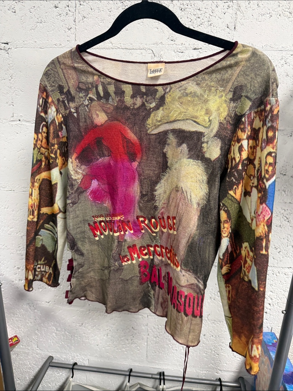 Women's Moulin Rouge Graphic Long-Sleeve Top in Multi Size 3 VINTAGE Top